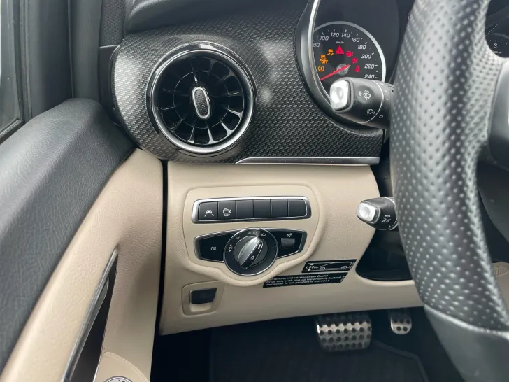 Fahrzeugbild Mercedes-Benz Marco Polo V 300d AMG #16