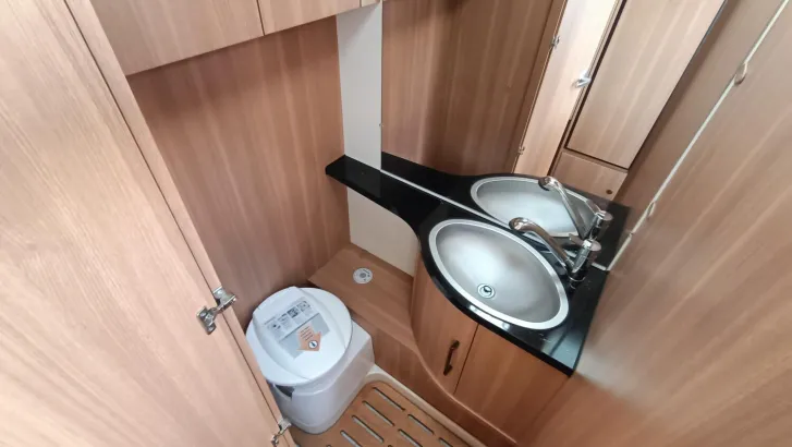 Fahrzeugbild LMC Style 490 K Mover, ATC, sehr gepflegt #10