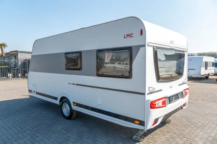Fahrzeugbild LMC Style 440 D *Style Paket*1.500 kg*Franz. Bett* #3