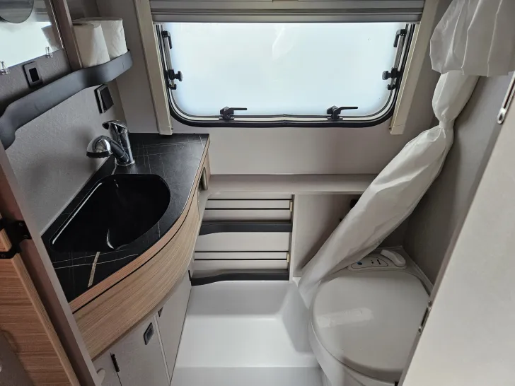 Fahrzeugbild Hymer Eriba Touring 542 gepflegt aber klene #5