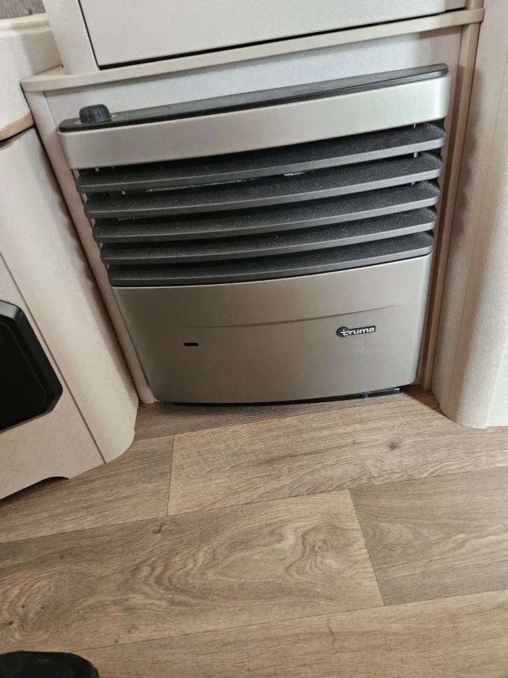 Fahrzeugbild Hymer Eriba Touring 542 gepflegt aber klene #9