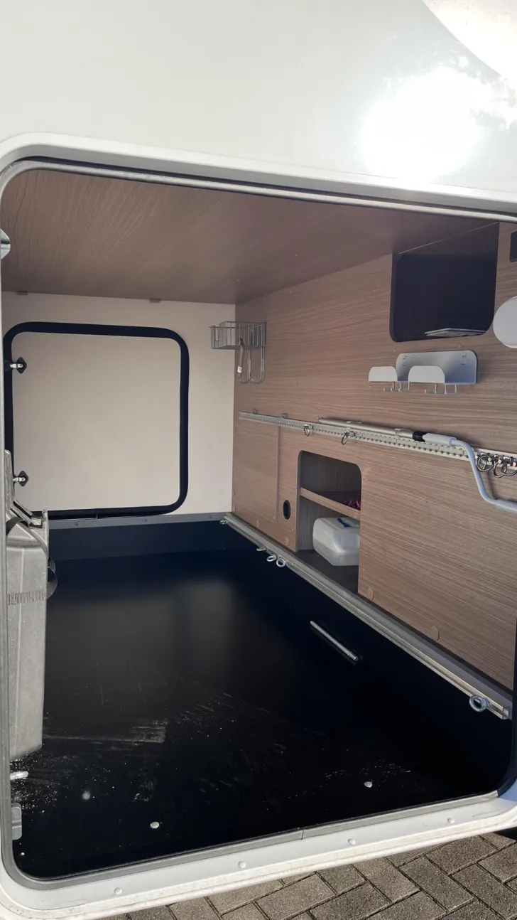 Fahrzeugbild Carado I 338 #4