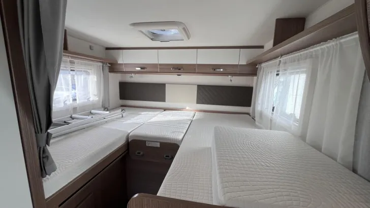 Fahrzeugbild Carado I 338 #11