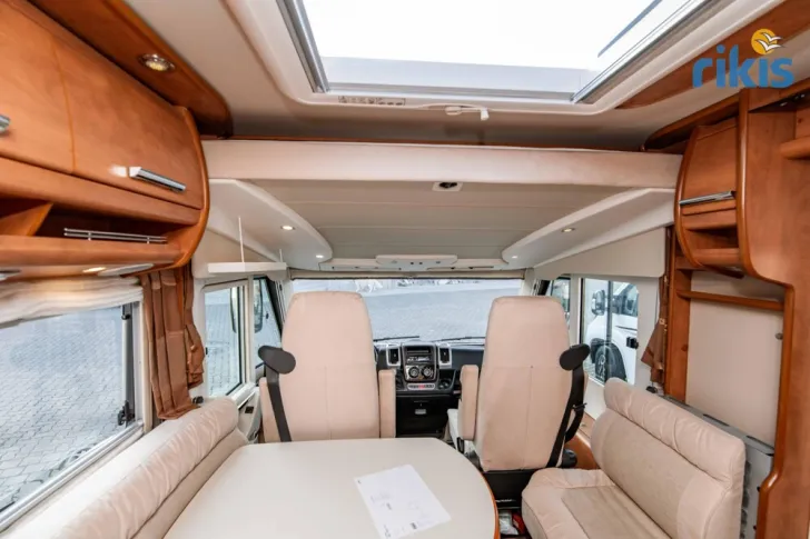 Fahrzeugbild Carthago chic c-line I 4.2 #20