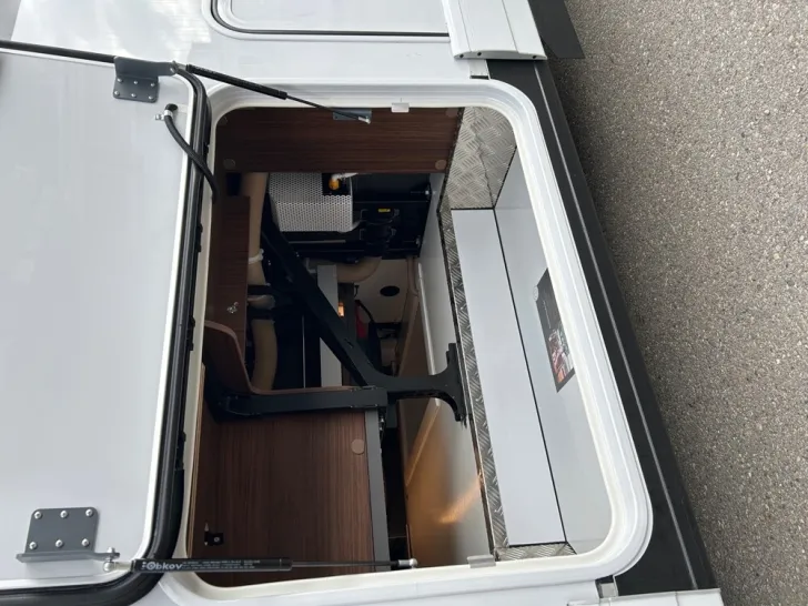 Fahrzeugbild Carthago chic c-line T 4.9 LE #26