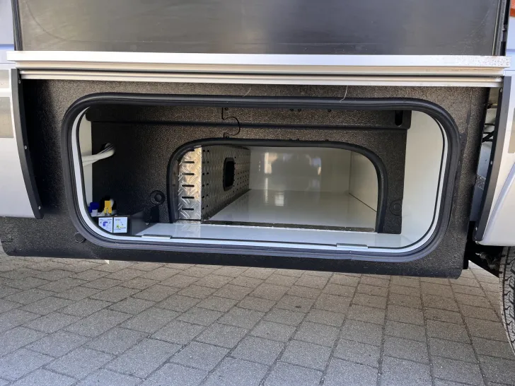 Fahrzeugbild Hymer B-MC I 680 *Premium*Arktis*W-LAN* #37