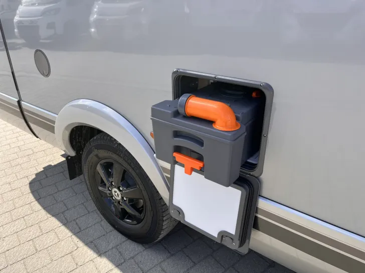 Fahrzeugbild Hymer B-MC T 680 *Premium*Arktis*Winter*W-LAN* #36