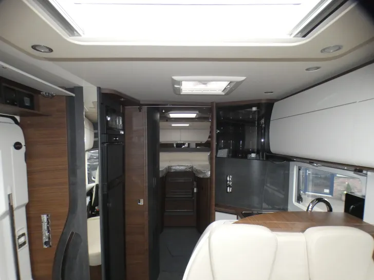 Fahrzeugbild Carthago chic c-line I 5.9 XL LE #7