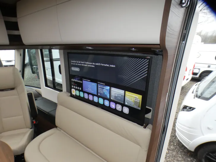 Fahrzeugbild Carthago chic c-line I 5.9 XL LE #9