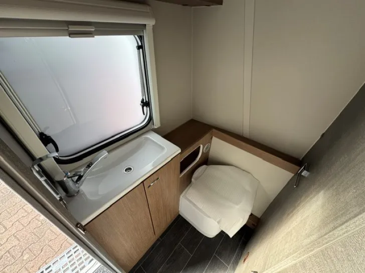 Fahrzeugbild Tabbert Senara 400 QD 2,3 #8