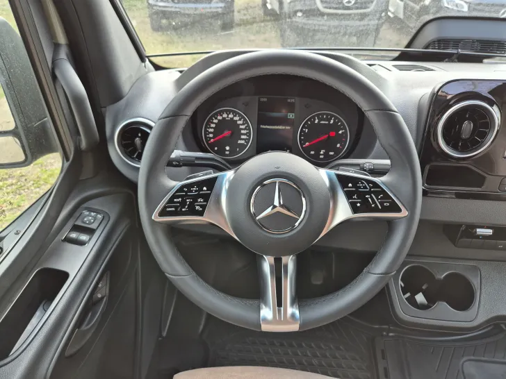 Fahrzeugbild Weinsberg X-PEDITION 600 MQ / 4x4 / AHK / Delta 18" #9