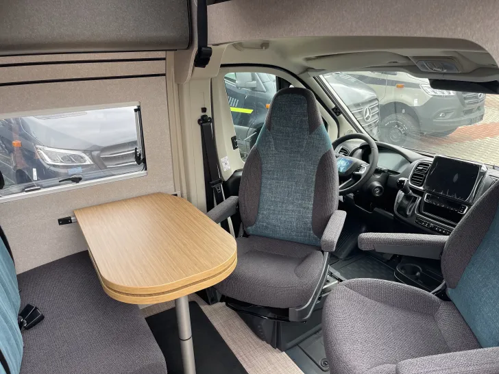 Fahrzeugbild Hymer Camper Van Redwood 601 AUTOMATIK, AUFSTELLDACH, NAVI #5