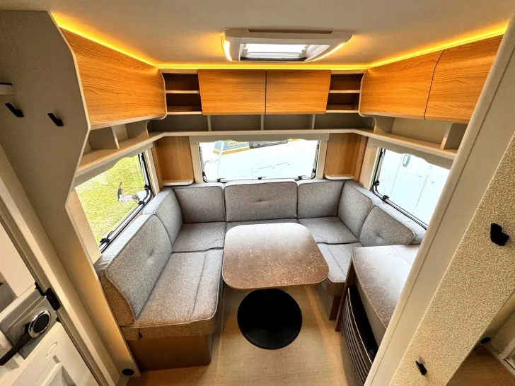 Fahrzeugbild Bürstner B66 485 TS 1800KG|DUSCHE|KOMFORT-AUSSTATTUNG #5