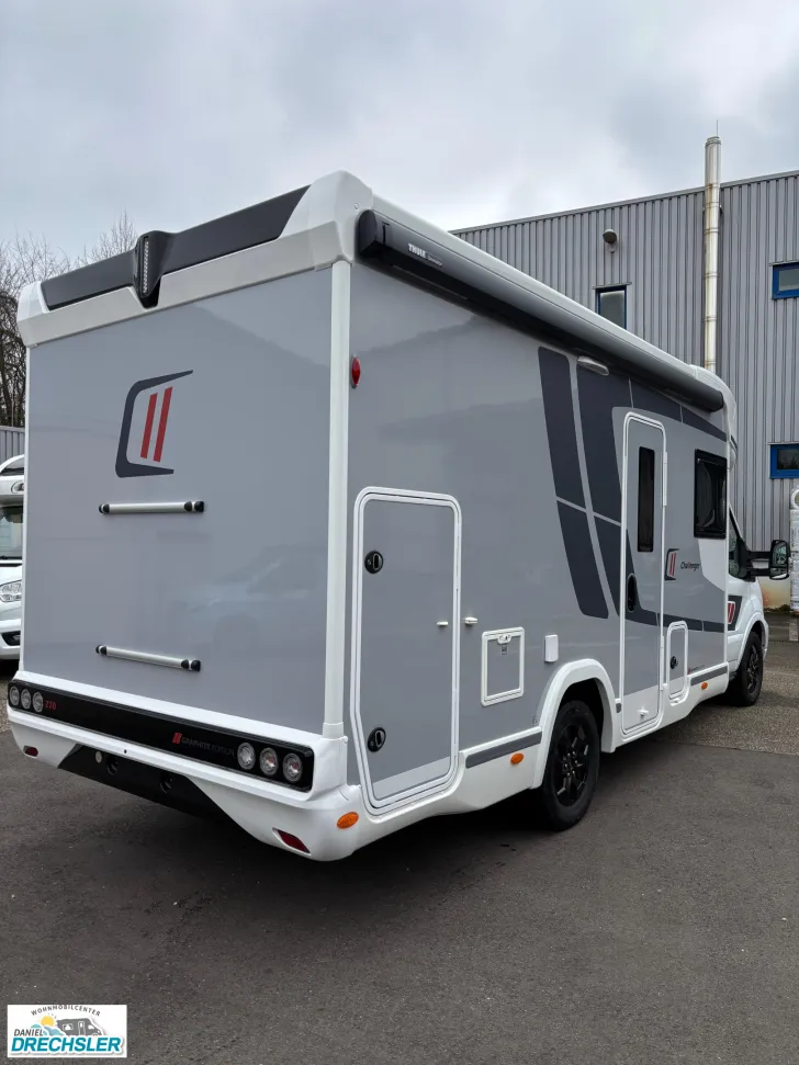 Fahrzeugbild Challenger 270 Graphite Edition #6