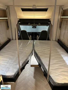 Fahrzeugbild Challenger 270 Graphite Edition #10