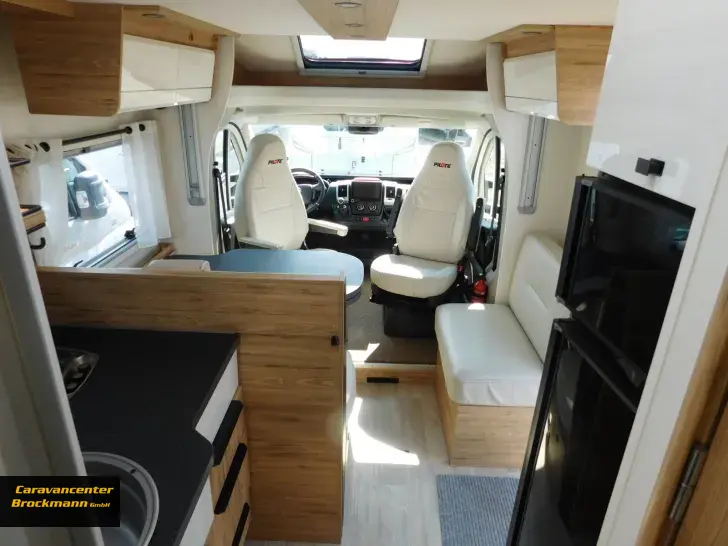 Fahrzeugbild Pilote Pacific P746GJ sofort verfügbar #15