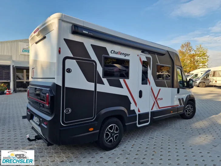 Fahrzeugbild Challenger X 250 Open Edition #3