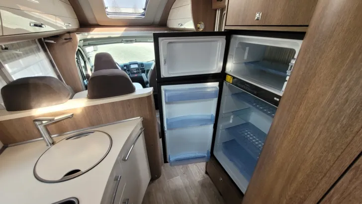 Fahrzeugbild Dethleffs Esprit T 7150-2 EB *SAT*TV*Klima*AHK*Hubstützen* #19