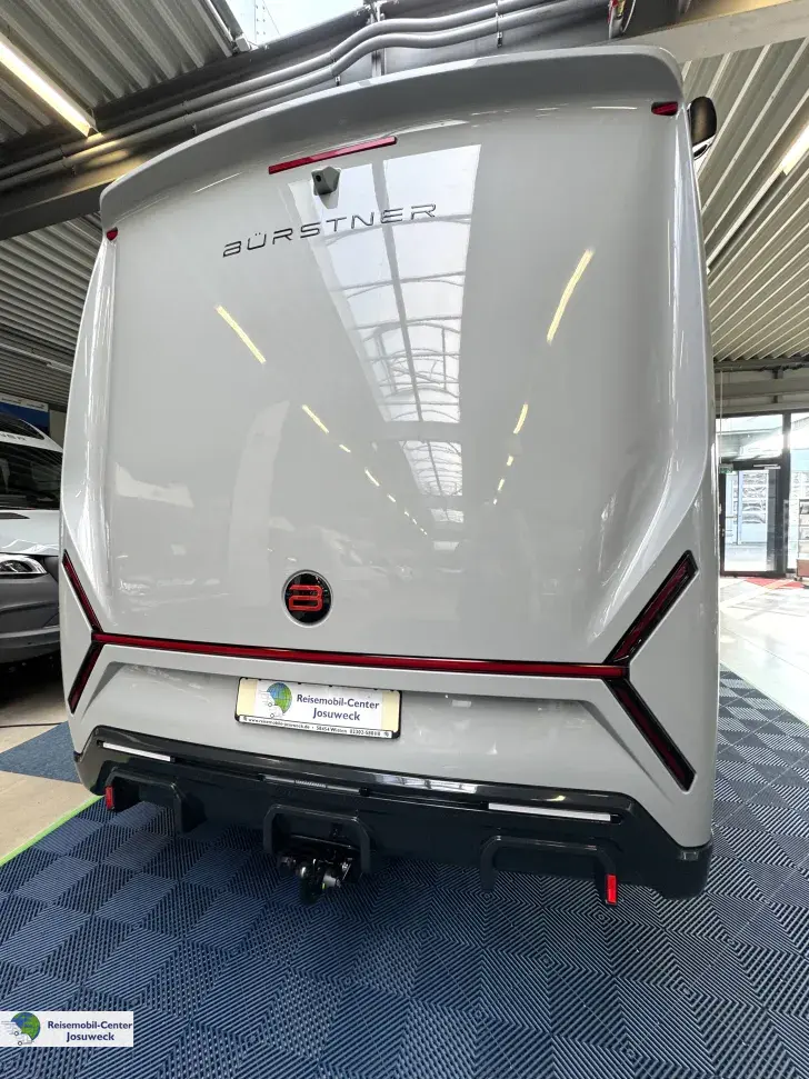 Fahrzeugbild Bürstner Signature SFT 7.0 VERFÜGBAR AB OKTOBER 2026 #5