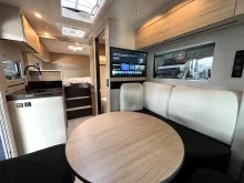 Fahrzeugbild Bürstner Signature SFT 7.0 VERFÜGBAR AB OKTOBER 2026 #8