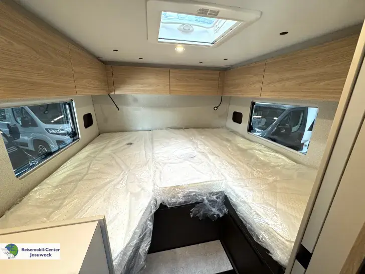 Fahrzeugbild Bürstner Signature SFT 7.0 VERFÜGBAR AB OKTOBER 2026 #12