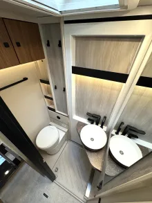 Fahrzeugbild Bürstner Signature SFT 7.0 VERFÜGBAR AB OKTOBER 2026 #14