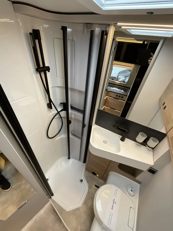 Fahrzeugbild Hymer B-Klasse MC I 600 Dachklima, Solar, TV, Sat #14