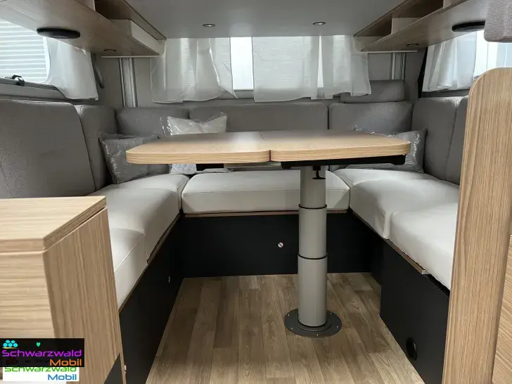 Fahrzeugbild Pilote P720U Expr.Rundsitzgruppe 180PS autom. 3,5T uvm. #10