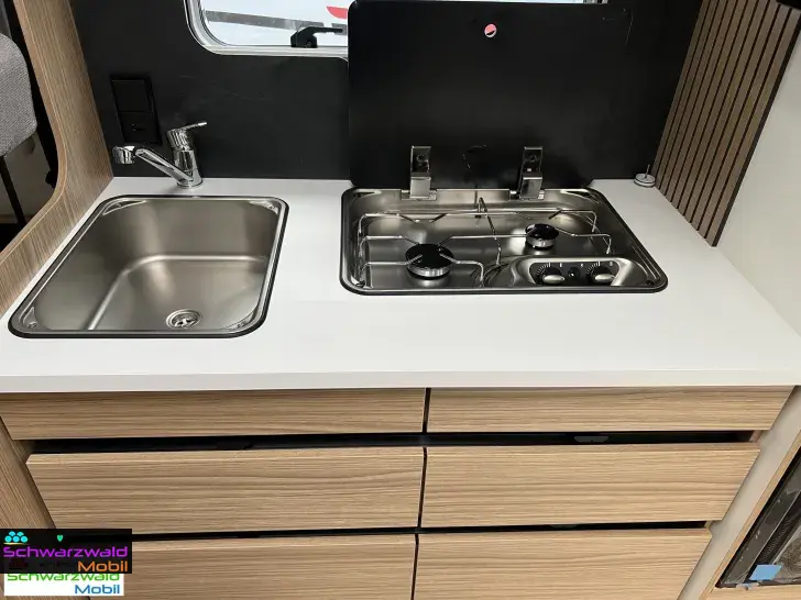 Fahrzeugbild Pilote P720U Expr.Rundsitzgruppe 180PS autom. 3,5T uvm. #13