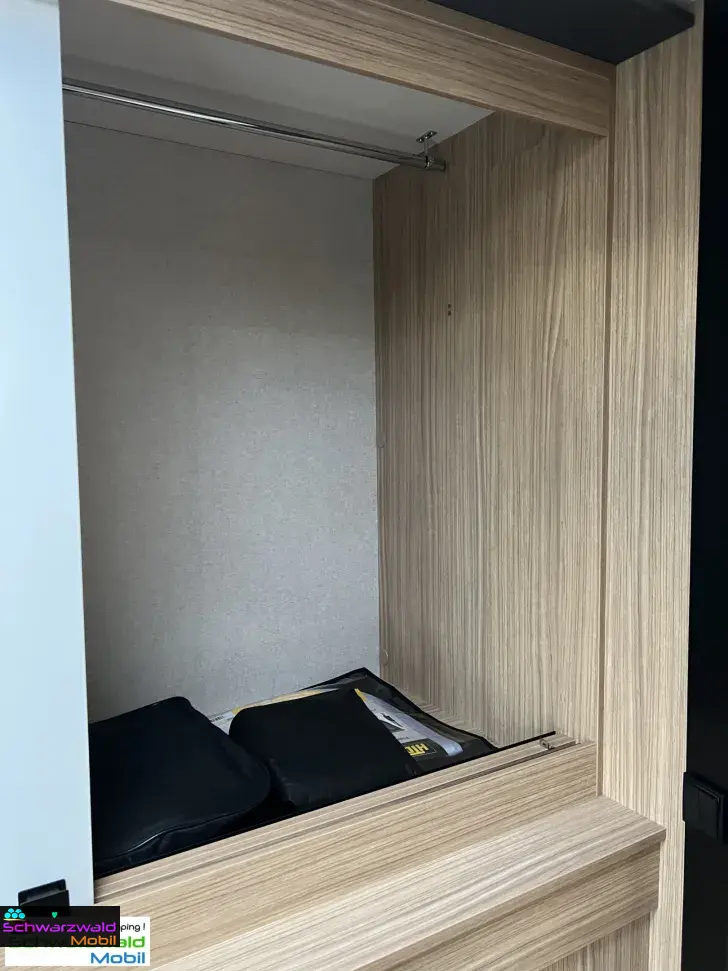 Fahrzeugbild Pilote P720U Expr.Rundsitzgruppe 180PS autom. 3,5T uvm. #19