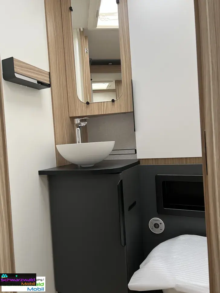 Fahrzeugbild Pilote P720U Expr.Rundsitzgruppe 180PS autom. 3,5T uvm. #20