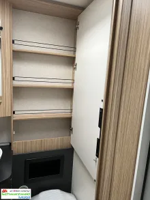 Fahrzeugbild Pilote P720U Expr.Rundsitzgruppe 180PS autom. 3,5T uvm. #21