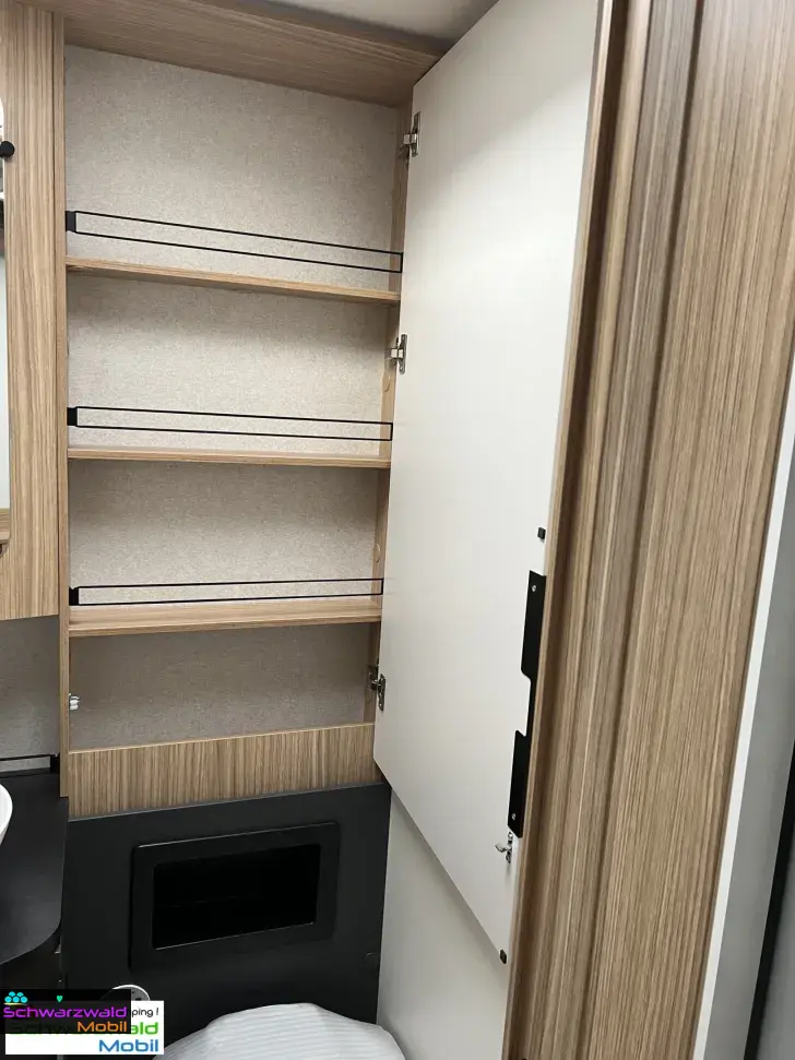 Fahrzeugbild Pilote P720U Expr.Rundsitzgruppe 180PS autom. 3,5T uvm. #21