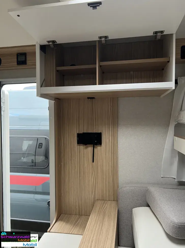 Fahrzeugbild Pilote P720U Expr.Rundsitzgruppe 180PS autom. 3,5T uvm. #25