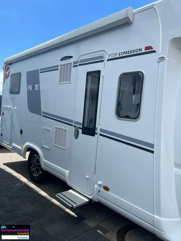 Fahrzeugbild Pilote P720FGJ 180 Ps, 3,5T, Wohnmobil des Monats #5