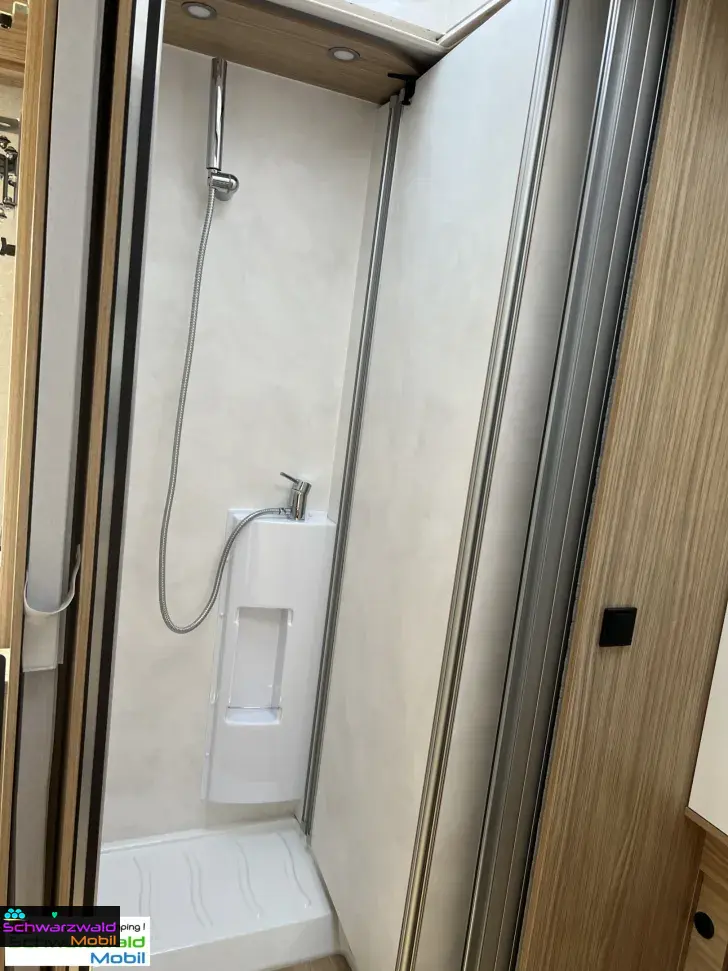 Fahrzeugbild Pilote P620D MJ25 AUTOM. 6EH Markise Solar uvm. #16