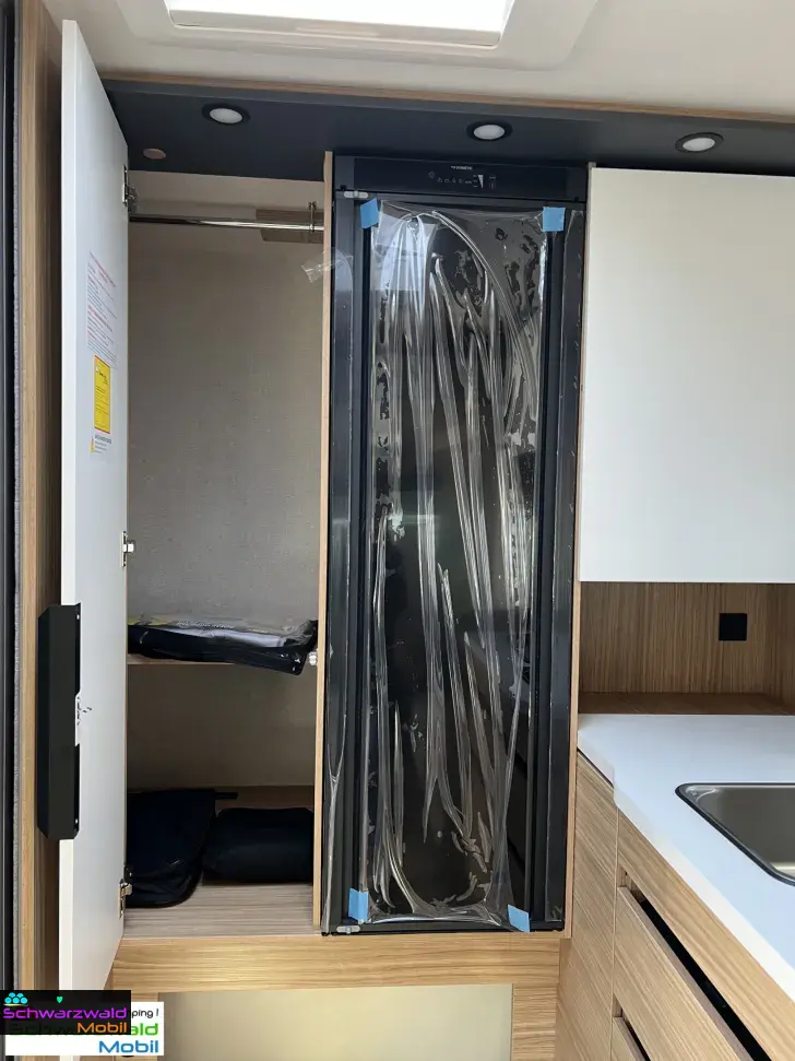 Fahrzeugbild Pilote P620D MJ25 AUTOM. 6EH Markise Solar uvm. #17