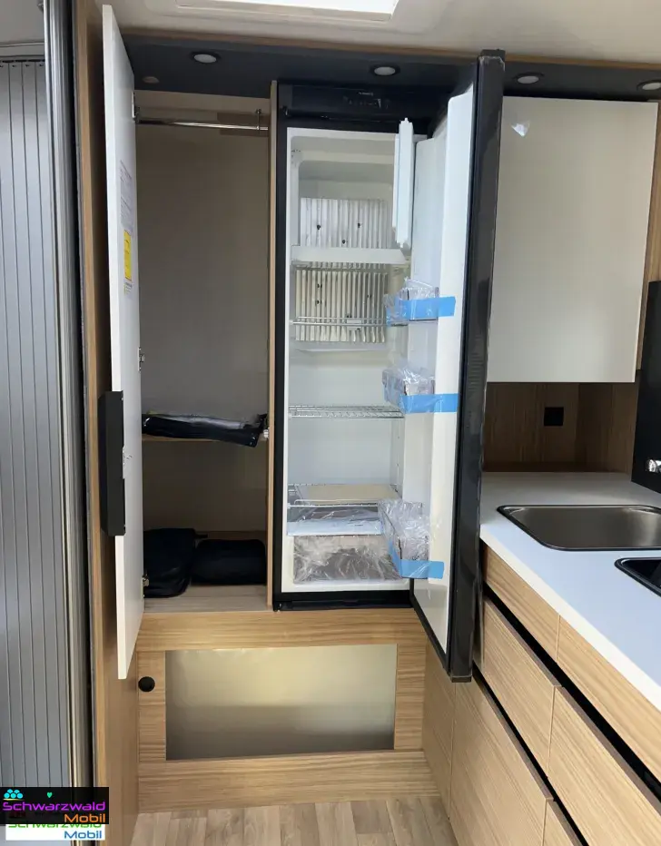 Fahrzeugbild Pilote P620D MJ25 AUTOM. 6EH Markise Solar uvm. #18