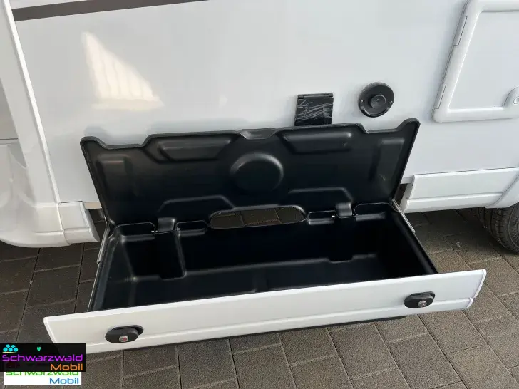 Fahrzeugbild Pilote P650GJ EXP. MY25 AUTOM 6EH TV+SAT NAVI #8