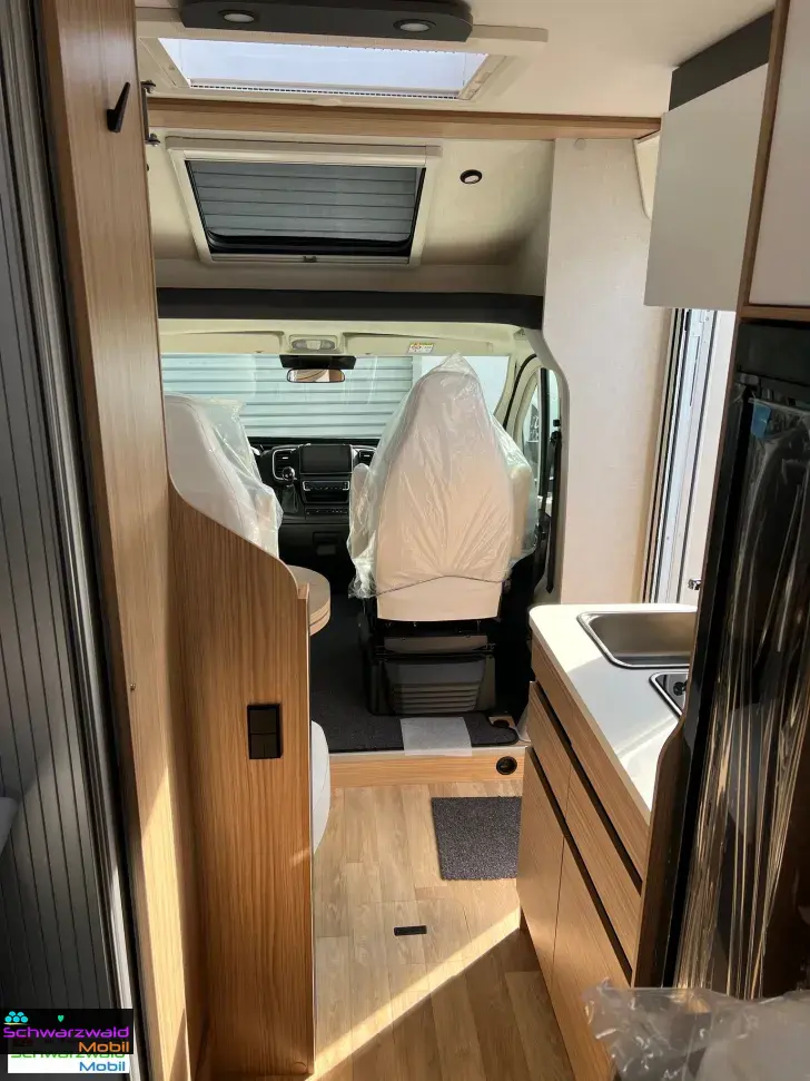 Fahrzeugbild Pilote P650GJ EXP. MY25 AUTOM 6EH TV+SAT NAVI #16