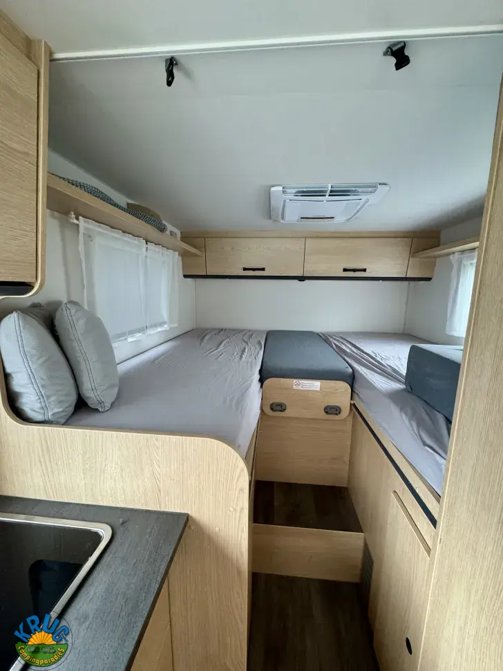 Fahrzeugbild Sunlight V 67S #7