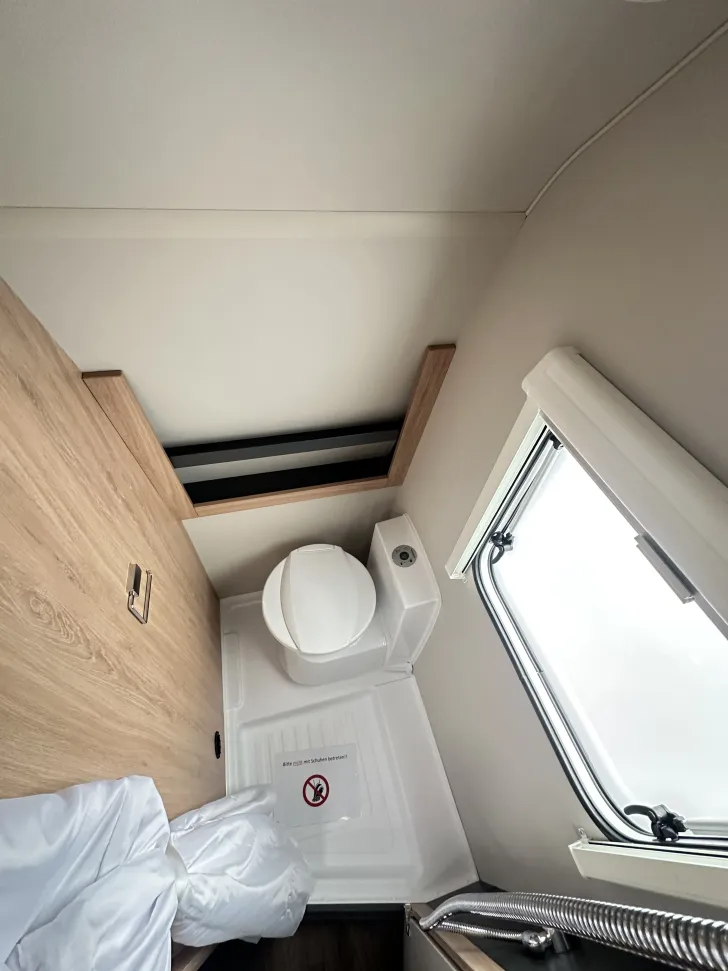 Fahrzeugbild Knaus Sport 450 FU Duschausbau #14