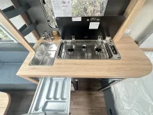 Fahrzeugbild Knaus Sport 450 FU Duschausbau #12