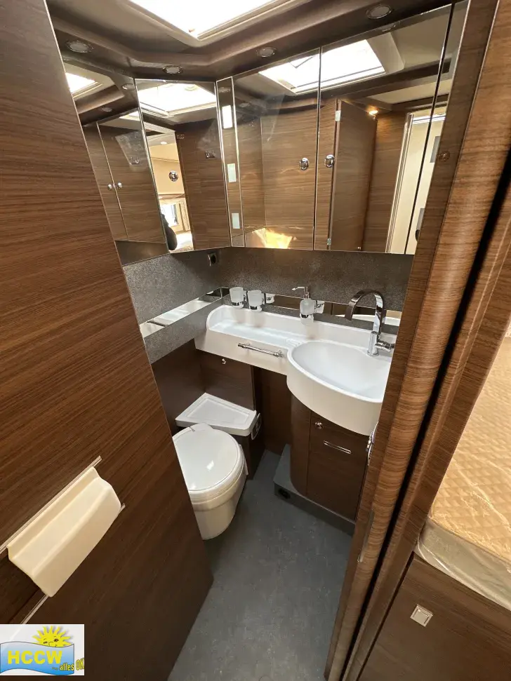 Toilette Carthago chic c-line I 4.9 LE L TV-Paket + Wechselrichter