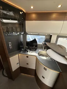 Küchen Carthago chic c-line I 4.9 LE L TV-Paket + Wechselrichter