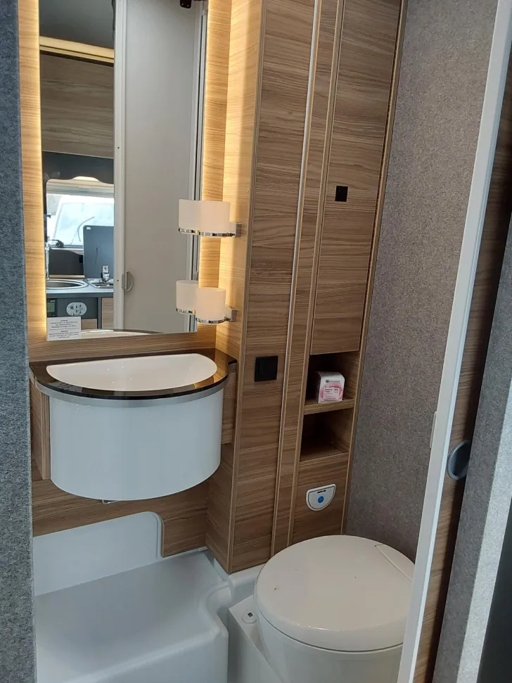 Fahrzeugbild Dethleffs Trend T 6617 EB 8G-Automatik, Hubbett, GT-Paket #17