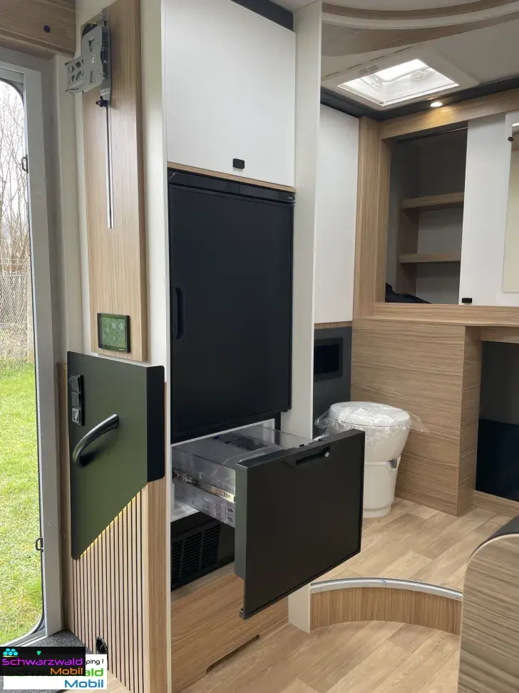 Fahrzeugbild Pilote P690D Exp.180Ps, 3,5T, Safety, D-Heiz. uvm. #7