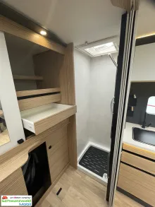 Fahrzeugbild Pilote P690D Exp.180Ps, 3,5T, Safety, D-Heiz. uvm. #8