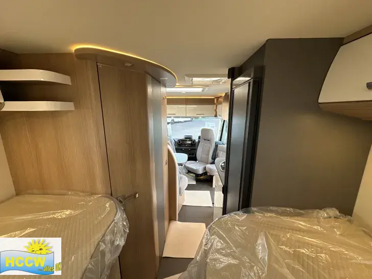 Sicht vorne-hinten Carthago C2-tourer I 141 KB-LE lightweight 3.5t 3,5 t Zulassung