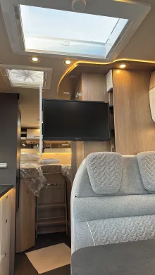 Weitere Sitzgruppe Carthago C2-tourer I 141 KB-LE lightweight 3.5t 3,5 t Zulassung